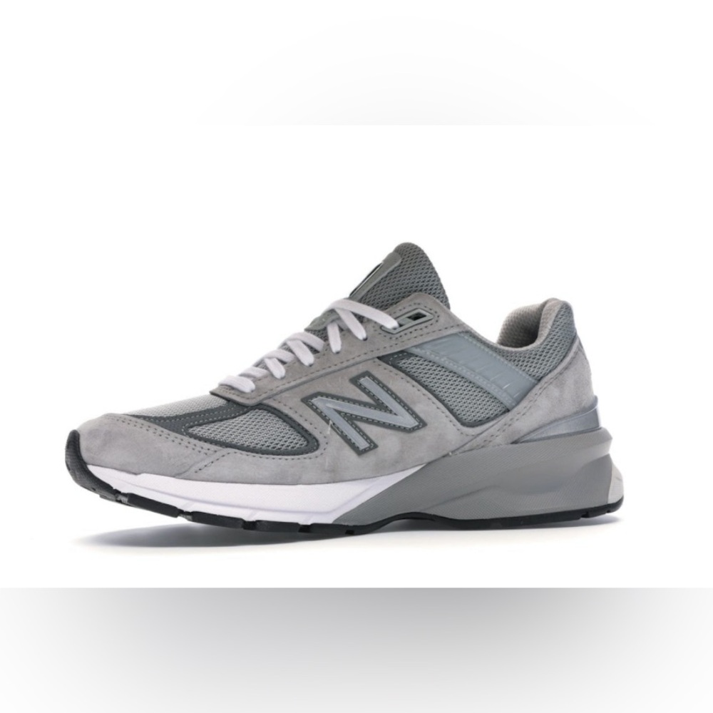 New Balance 990v5 Sneakers Size 11
